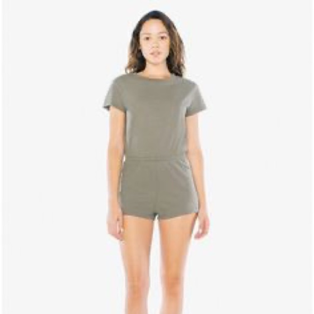 4/$28 ❤️ AA olive green tshirt romper